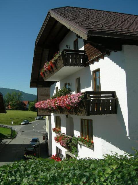Gasthaus Kirchenwirt Koppl Dış mekan fotoğraf